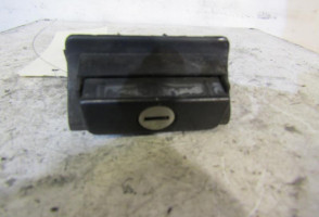 Bouton de coffre VOLKSWAGEN GOLF 3