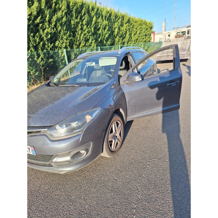 Feu diurne avant gauche RENAULT MEGANE 3 Photo n°9