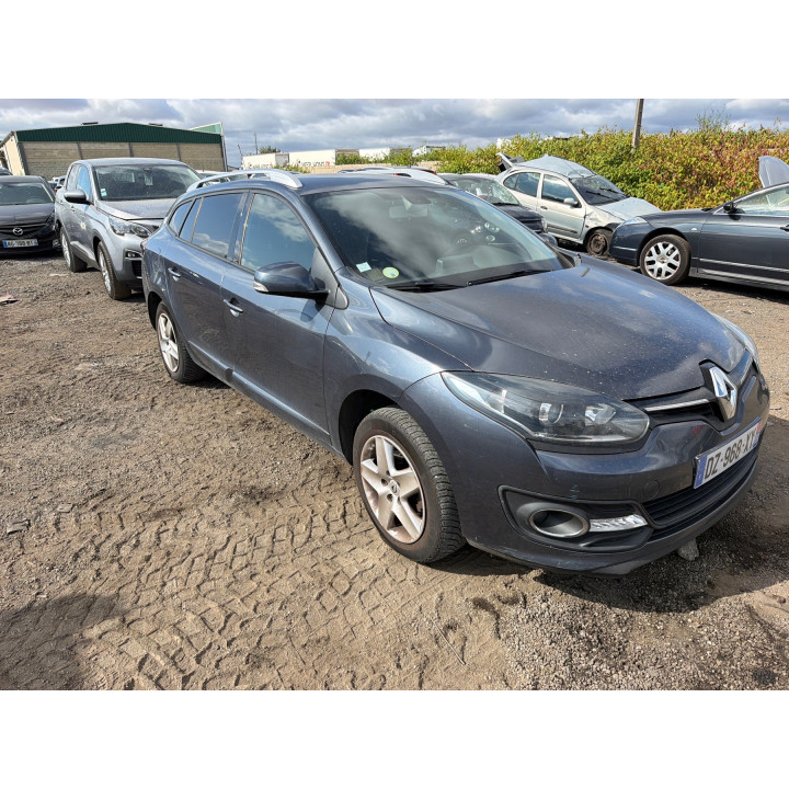 Feu diurne avant gauche RENAULT MEGANE 3 Photo n°16