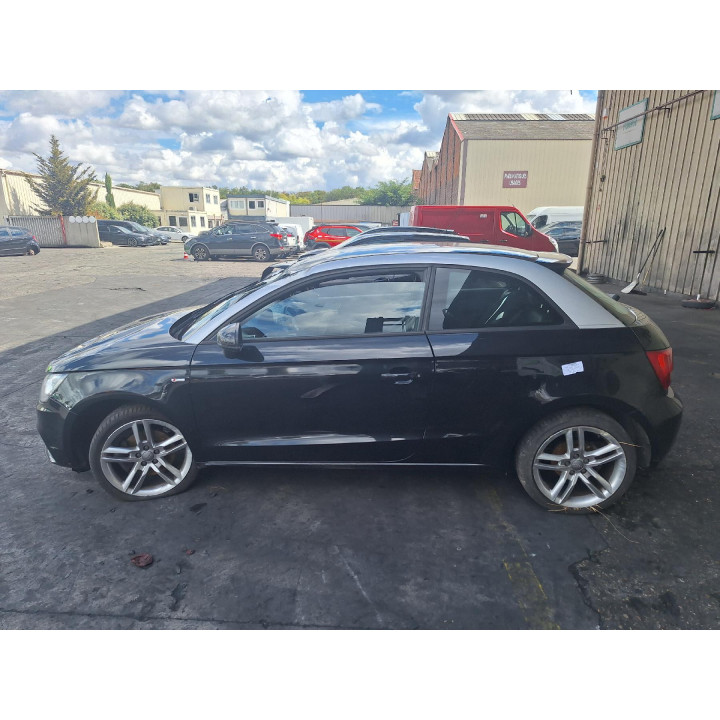 Plage arriere AUDI A1 1 Photo n°9