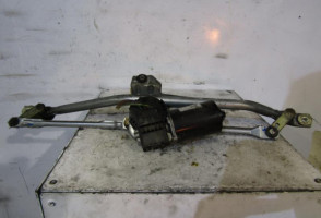 Moteur essuie glace avant VOLKSWAGEN PASSAT 4