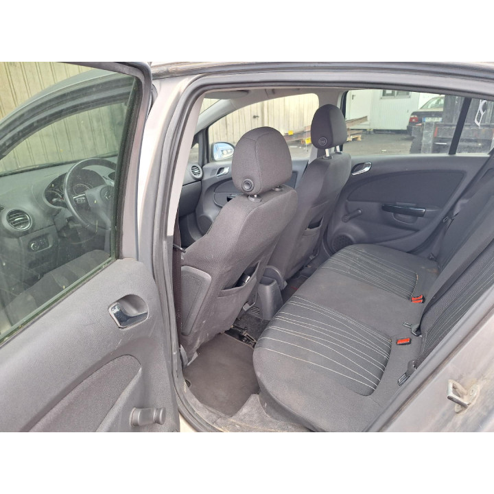 Pommeau de vitesses OPEL CORSA D Photo n°11