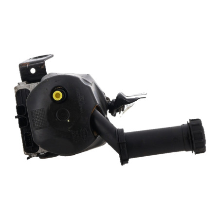 Pompe de direction PEUGEOT 3008 1