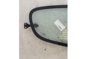 Vitre arriere droit CITROEN C1 1 Photo n°2