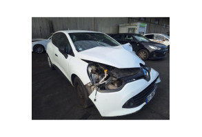 Malle/Hayon arriere RENAULT CLIO 4 Photo n°10