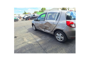 Malle/Hayon arriere RENAULT CLIO 3 Photo n°12