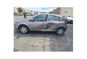 Malle/Hayon arriere RENAULT CLIO 3 Photo n°16