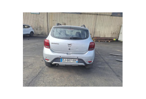Feu de pare choc arriere gauche DACIA SANDERO 2 Photo n°19