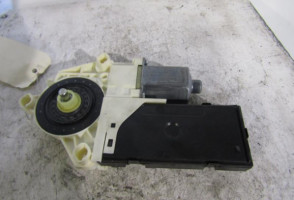 Moteur leve vitre avant droit RENAULT LAGUNA 3