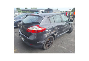 Feu arriere secondaire droit (feux) RENAULT MEGANE 3 Photo n°8