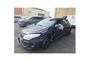 Feu arriere secondaire gauche (feux) RENAULT MEGANE 3 Photo n°9