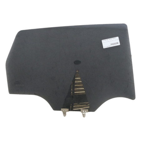 Vitre arriere droit NISSAN QASHQAI 1
