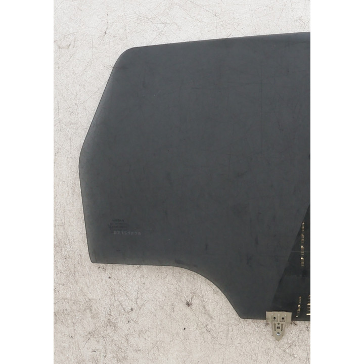 Vitre arriere droit NISSAN QASHQAI 1 Photo n°2