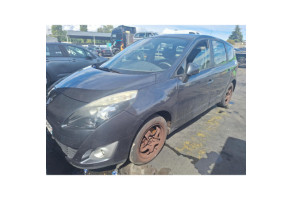 Anti brouillard arriere droit RENAULT GRAND SCENIC 3 Photo n°6