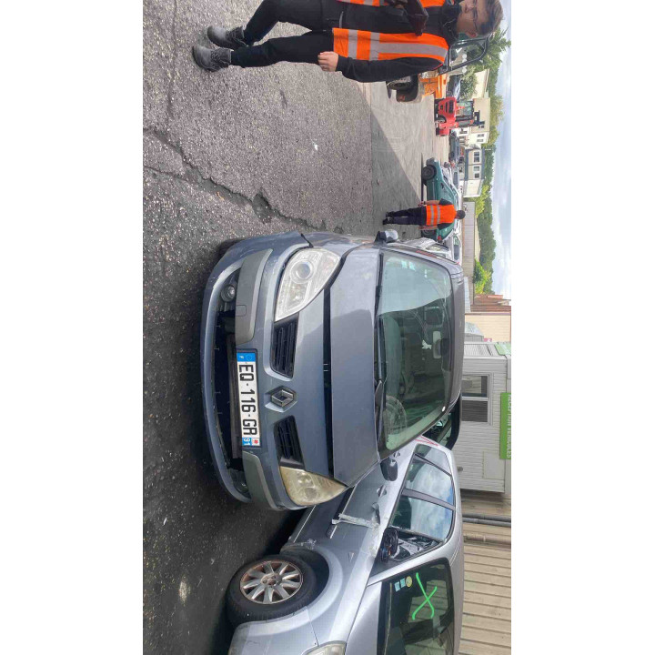 Feu arriere principal gauche (feux) RENAULT SCENIC 2 Photo n°9
