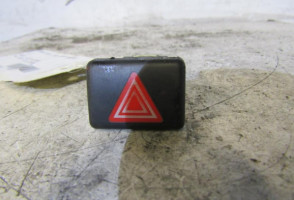 Bouton de warning AUDI A4 2