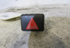 Bouton de warning AUDI A4 2 Photo n°1