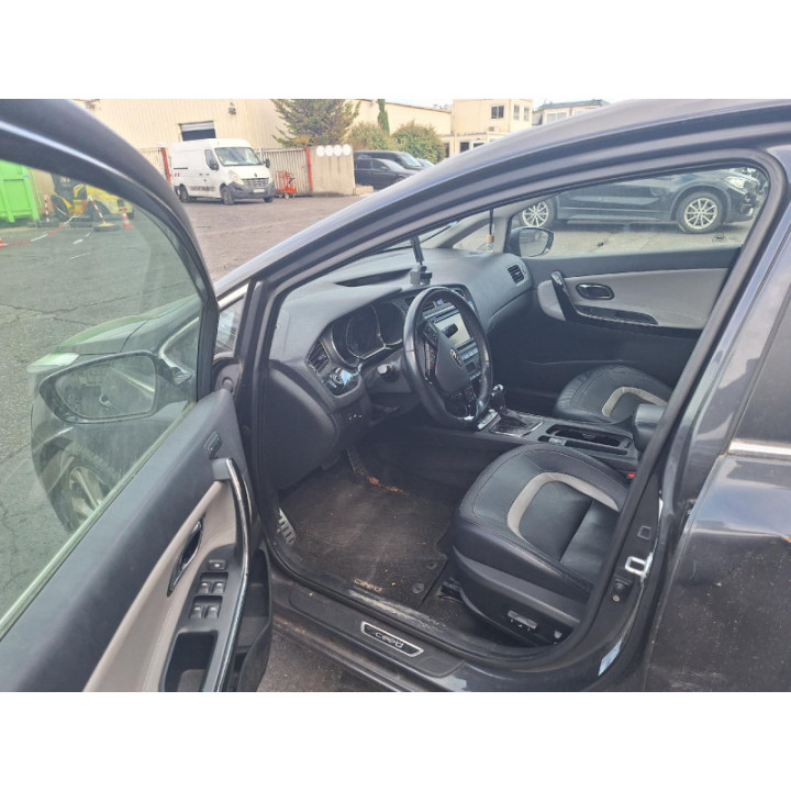 Serrure avant droit KIA CEE-D 2 Photo n°16