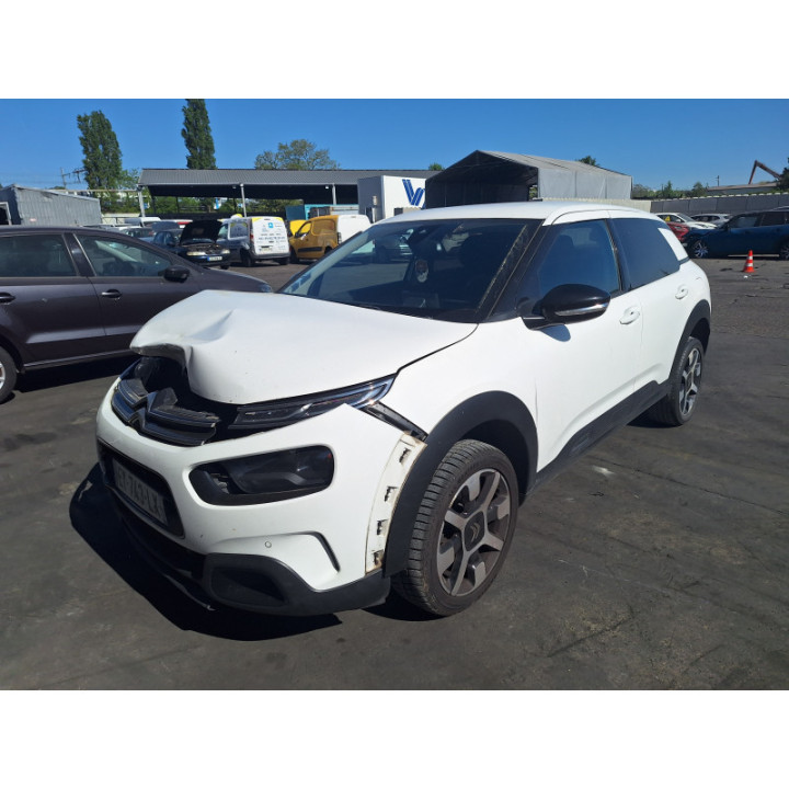 Attache ceinture arriere droit CITROEN C4 CACTUS Photo n°15