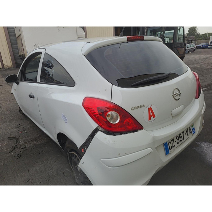 Moto ventilateur radiateur OPEL CORSA D Photo n°13