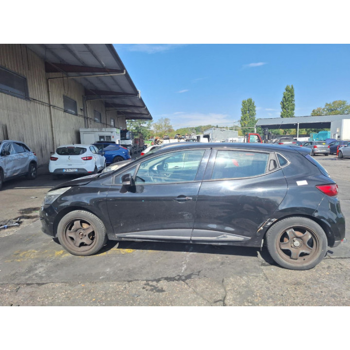 Aile avant gauche RENAULT CLIO 4 Photo n°18