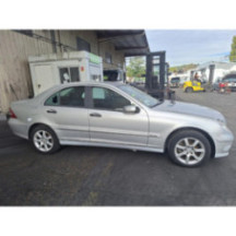 Serrure avant droit MERCEDES CLASSE C 203 Photo n°8