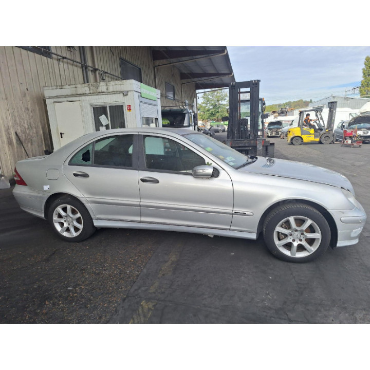 Serrure avant droit MERCEDES CLASSE C 203 Photo n°8