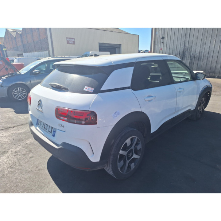 Attache ceinture arriere gauche CITROEN C4 CACTUS Photo n°11