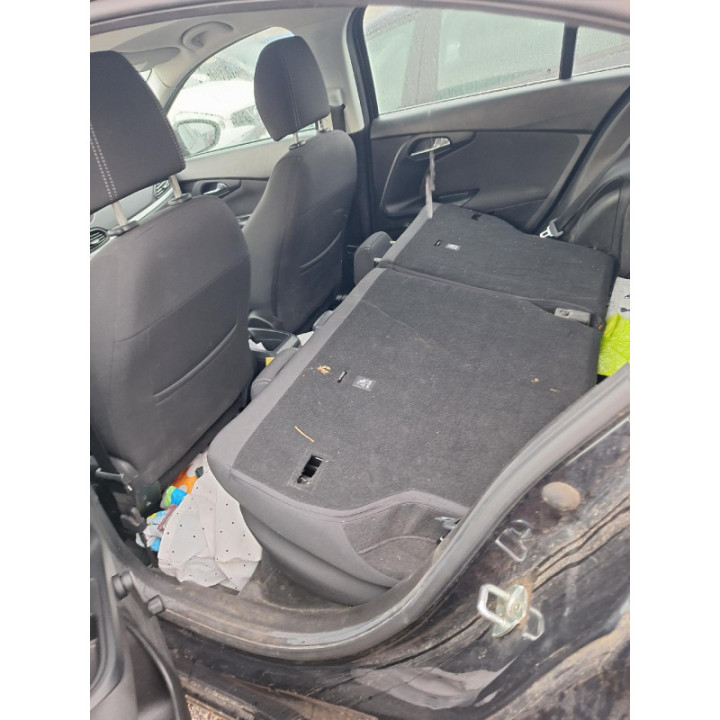 Attache ceinture arriere gauche FIAT TIPO 2 Photo n°13