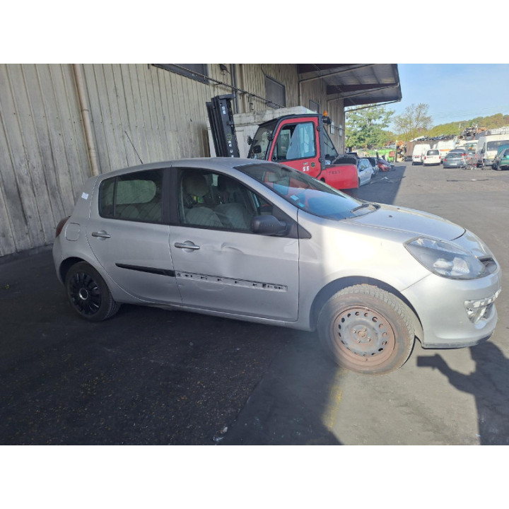 Moteur essuie glace avant RENAULT CLIO 3 Photo n°16