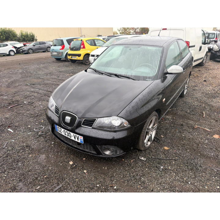 Pare boue avant gauche SEAT IBIZA 3 Photo n°8