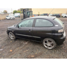 Pare boue avant gauche SEAT IBIZA 3 Photo n°10