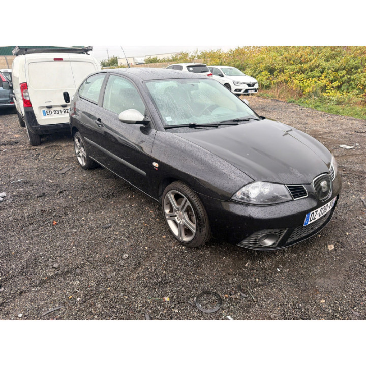 Pare boue avant gauche SEAT IBIZA 3 Photo n°11