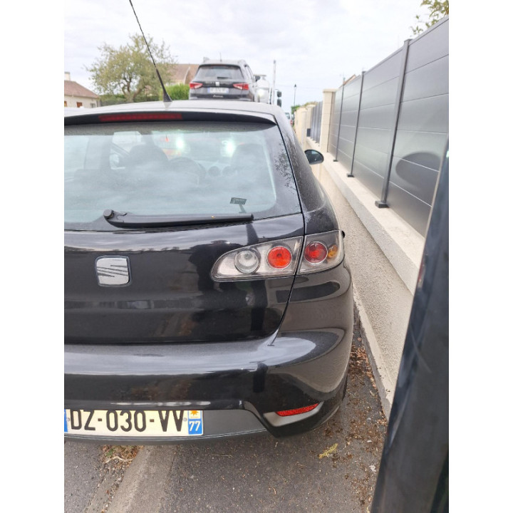 Pare boue avant gauche SEAT IBIZA 3 Photo n°13