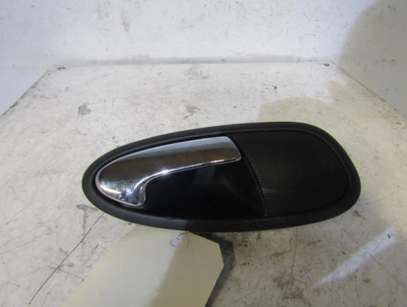 Poignee interieur arriere droit SEAT ALTEA Photo n°1