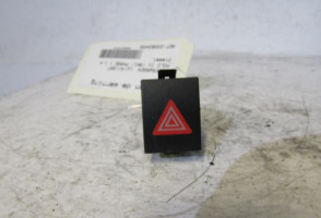 Bouton de warning VOLKSWAGEN POLO 4