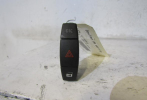 Bouton de warning BMW SERIE 1 E87