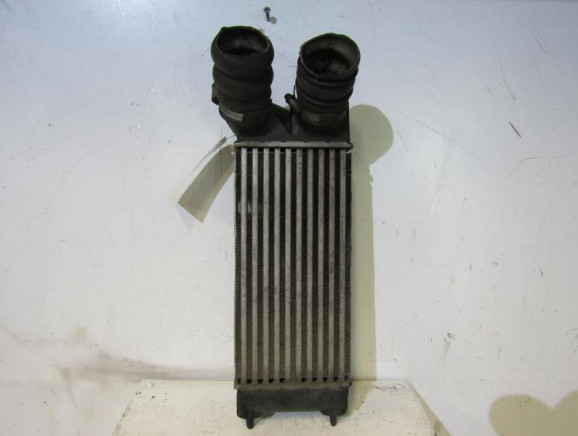 Echangeur air (Intercooler) PEUGEOT 308 1 SW Photo n°1