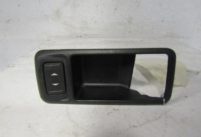 Interrupteur de leve vitre avant droit FORD C-MAX 1