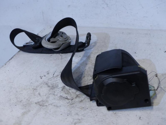 Ceinture arriere gauche VOLKSWAGEN BORA Photo n°1