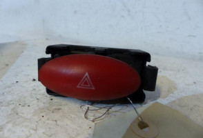 Bouton de warning RENAULT TWINGO 2