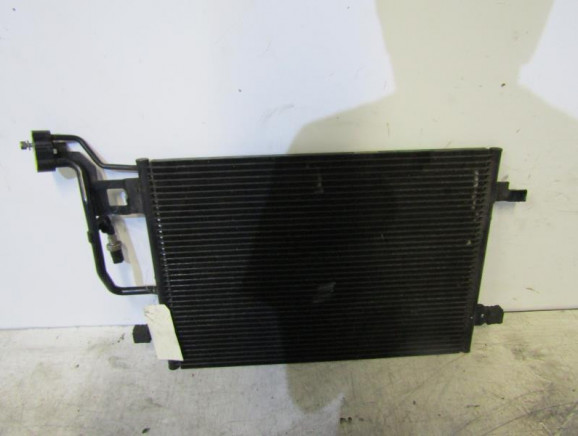 Radiateur clim VOLKSWAGEN PASSAT 4 Photo n°1