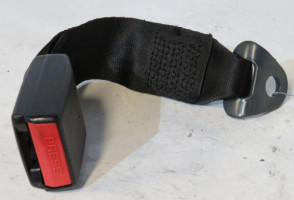 Attache ceinture arriere gauche PEUGEOT 206+