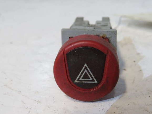 Bouton de warning CITROEN BERLINGO 1 Photo n°1