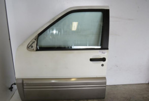 Porte avant gauche NISSAN TERRANO 2