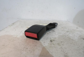 Attache ceinture arriere gauche DACIA SANDERO 1