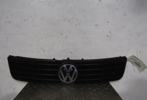 Calandre VOLKSWAGEN PASSAT 4