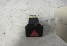 Bouton de warning AUDI A4 2 Photo n°1