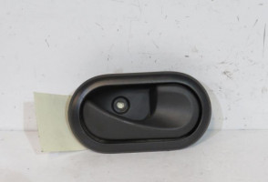 Poignee interieur arriere droit DACIA SANDERO 1