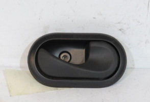 Poignee interieur avant droit DACIA SANDERO 1